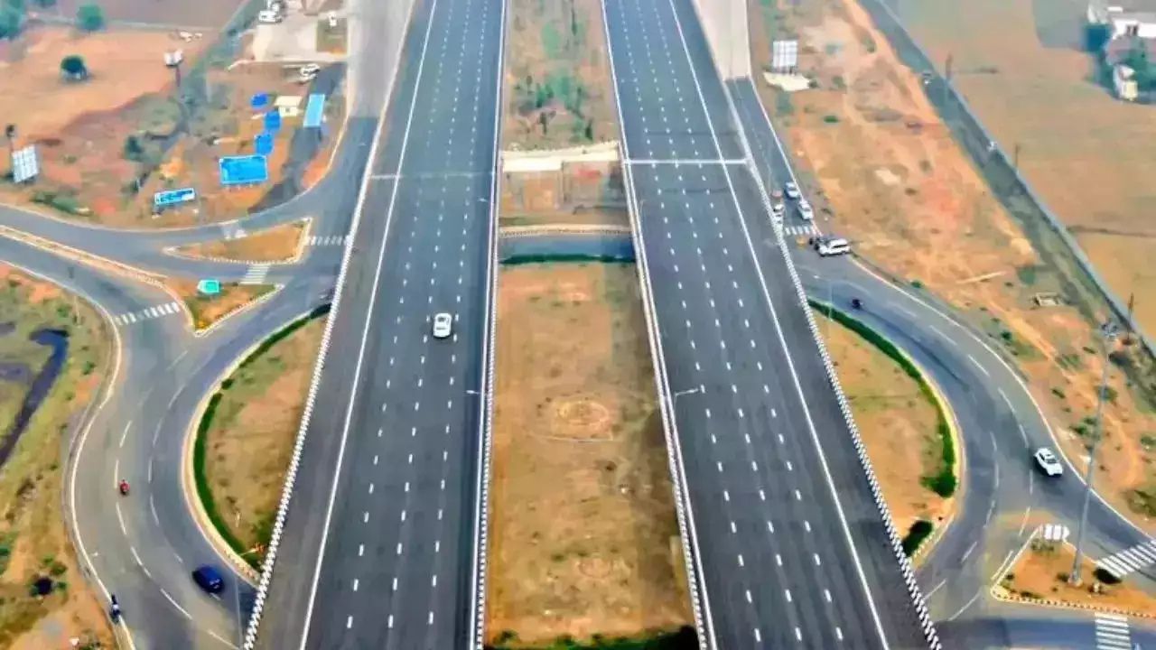 Gorakhpur Link Expressway: 81 लाख रुपये की रॉयल्टी में गबन, उद्घाटन से पहले धोखाधड़ी का शिकार हुई फर्म 