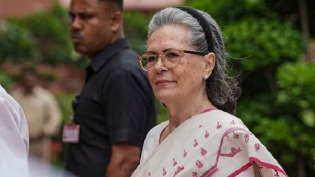 दिल्ली कोर्ट का फैसला, वोटर लिस्ट विवाद में सोनिया गांधी को कोर्ट की राहत, वोटर लिस्ट विवादास्पद याचिका खारिज